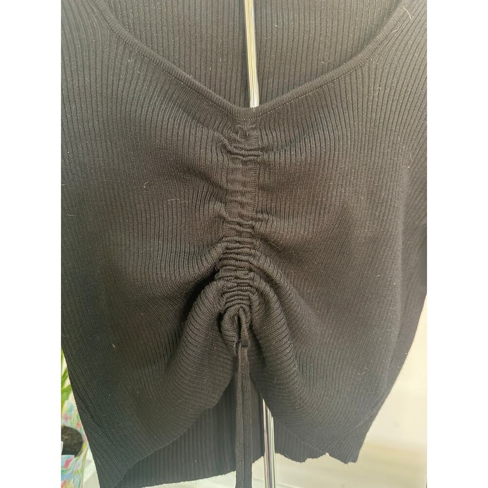 Love Tree Black Cinched Front Ribbed Crop Top - Size Small 🖤 - Picture 3 of 10